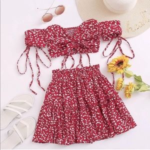 **NWOT** Floral Outfit